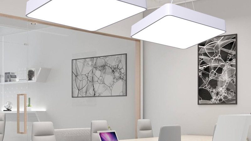 高速公路防眩光照明设备：如何精准匹配实际需求